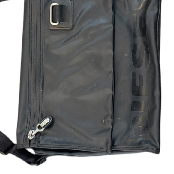 Diesel Black Messenger Bagp - Picture 5 of 10